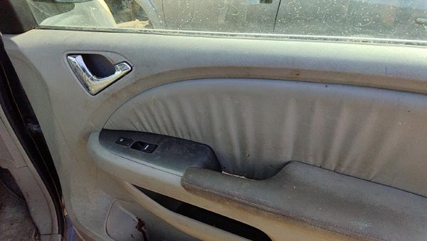 2005-2007 Honda Odyssey Passenger Right Front Door Trim Panel With Switches Gray — photo 4