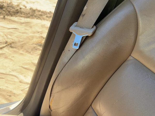 2000-2006 Lincoln LS Passenger Right Lower B Post Trim Panel Tan 4H — photo 3