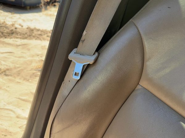 2000-2006 Lincoln LS Passenger Right Lower B Post Trim Panel Tan 4H — photo 2