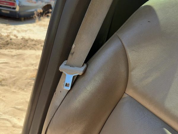 2000-2006 Lincoln LS Passenger Right Lower B Post Trim Panel Tan 4H — photo 4