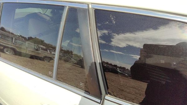 10-14 Legacy Outback Driver Left Rear Vent Window Back Door Glass With Frame — photo 2