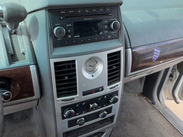08-10 Town & Country Trim Bezel Around Radio Surround Dash Panel Oem Gray — photo 3