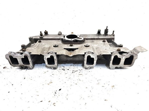 1987-1990 Jeep Cherokee Intake Manifold With Egr Valve Oem 4.0L 6 Cylinder — photo 6