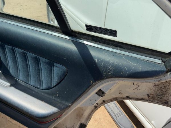 92-95 Eighty Eight Passenger Right Rear Door Trim Panel With Switches Back Blue — photo 2