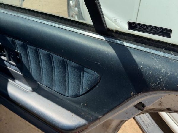 92-95 Eighty Eight Passenger Right Rear Door Trim Panel With Switches Back Blue — photo 4