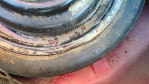 1988-1994 Grand Prix Compact Spare Donut Wheel And Tire Oem 09591237 — photo 4