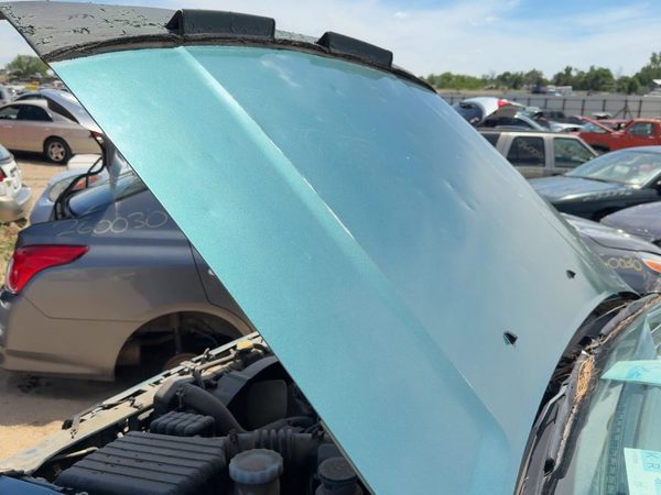 1995 Isuzu Rodeo Hood Green 732 — photo 3