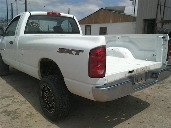 2006 Dodge Ram — vehicle photo 11