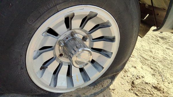 1984-1986 Jeep Grand Wagoneer 15 Aluminum Wheel Oem Factory Rim #1 J5365093 — photo 3