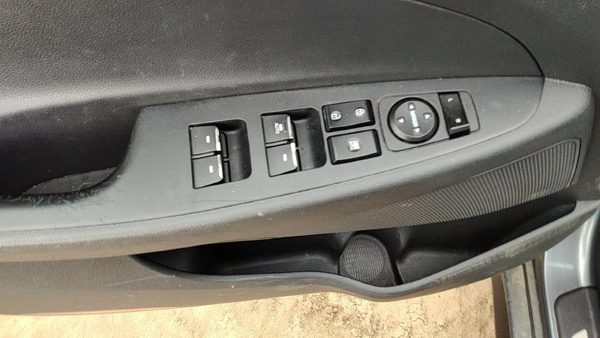 2016 Hyundai Tucson Door Switch Front — photo 4