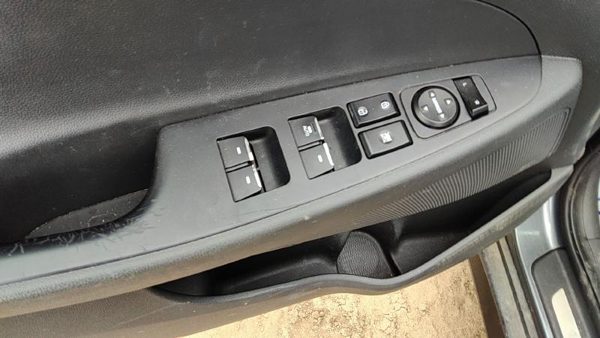 2016 Hyundai Tucson Door Switch Front — photo 3