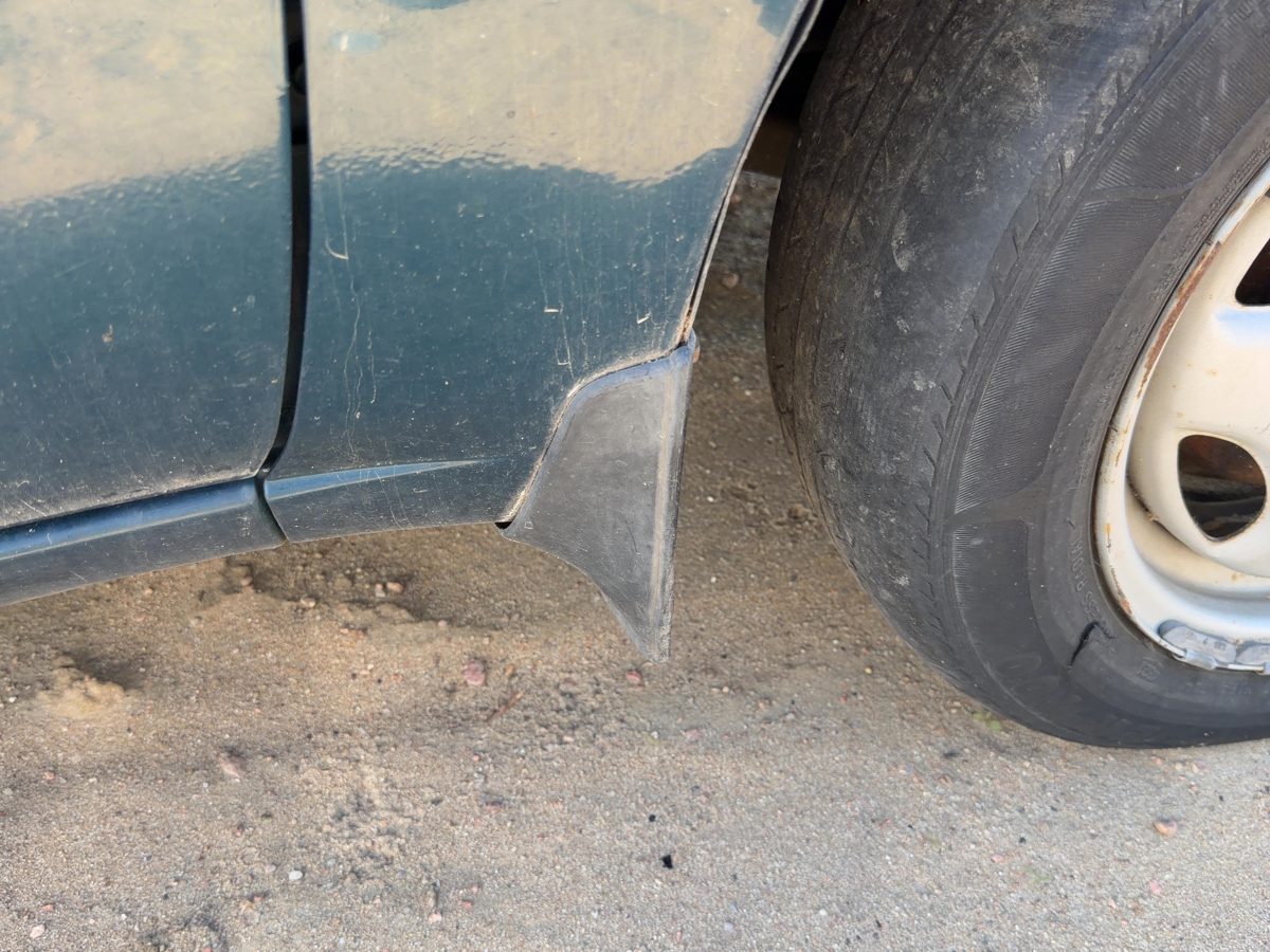 98-02 Toyota Corolla Passenger Right Moulding From Fender Oem Trim Strip Ce Ve S