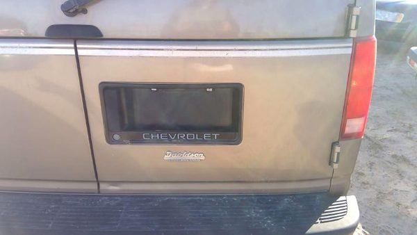 1995 Chevy Astro Back Door RH Brown — photo 2