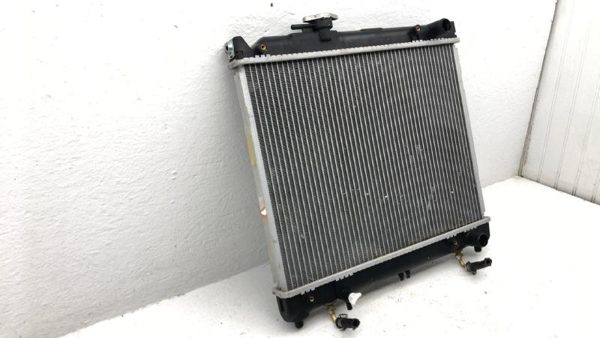 1994 1995 1996 1997 1998 Geo Tracker Radiator Oem 1.6l At 4x4 30016710 — photo 2