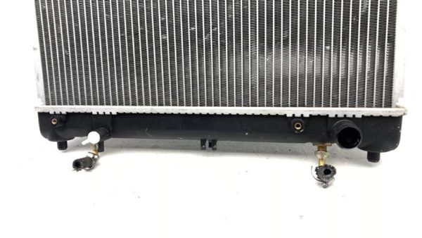 1994 1995 1996 1997 1998 Geo Tracker Radiator Oem 1.6l At 4x4 30016710 — photo 4