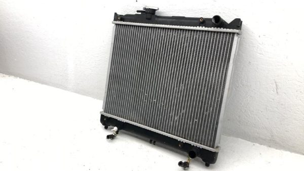 1994 1995 1996 1997 1998 Geo Tracker Radiator Oem 1.6l At 4x4 30016710 — photo 3