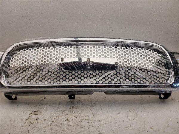 2002 Sier15 Grille New Aftmkt — photo 3