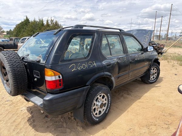 1998 Isuzu Rodeo — vehicle photo 6