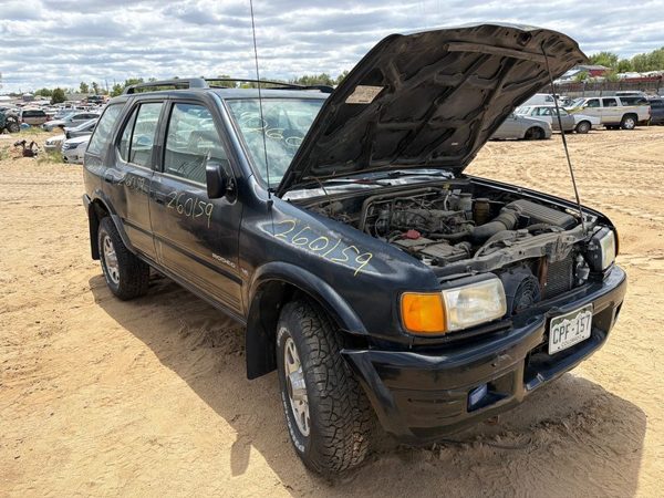 1998 Isuzu Rodeo — vehicle photo 7