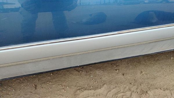 89-91 Olds Cutlass Calais Driver Left Front Moulding From Door Trim Blue 2 Door — photo 4