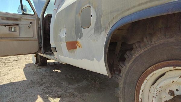 1984 Dodge D350 Pickup Box/bed Assembly — photo 3