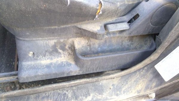 1996 Geo Tracker Driver Left Side Seat Trim Panel Oem Black — photo 5
