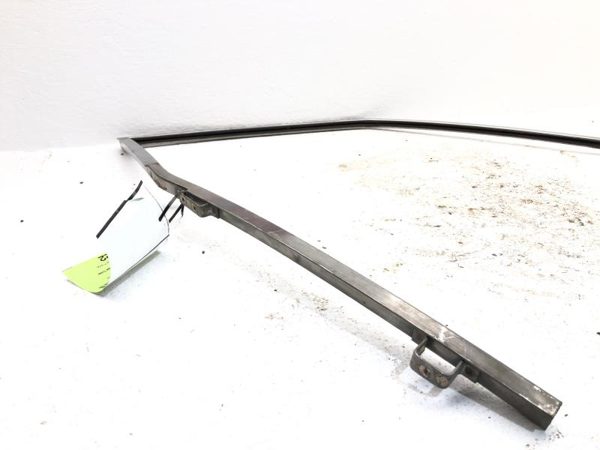 1971 Datsun 240Z Front Door Nissan Passenger Right Upper Window Chrome Frame — photo 3