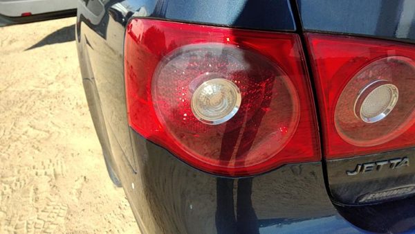2005-2007 Vw Jetta Driver Left Tail Light Brake Lamp Oem Rear 1K5945095f — photo 1