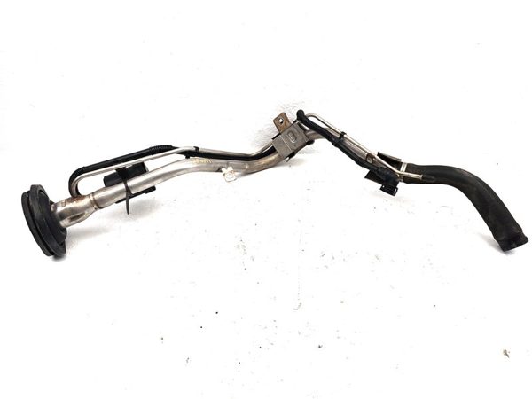 2004-2006 Mazda 3 Fuel Filler Neck Assembly With Gas Cap Oem Complete Bn8F4221Xb — photo 3