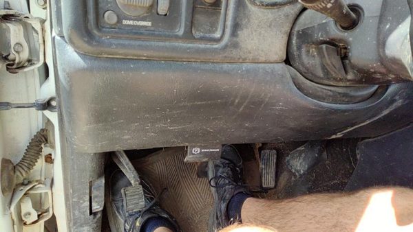 00-02 Silverado 2500 Hd Lower Dash Under Column Knee Bolster Trim Panel Graphite — photo 6