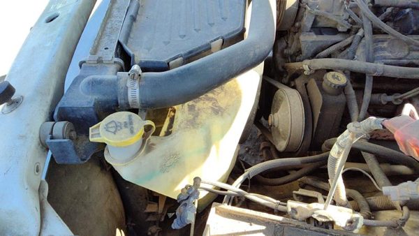 1994-2002 Ram 1500 Windshield Washer Fluid Reservoir With Pump Oem Wiper Tank — photo 2