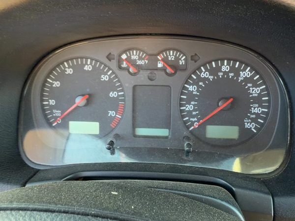2001-2003 Vw Jetta Speedometer Cluster Instrument Gauges Panel Oem Dash 2.0L Mph — photo 1