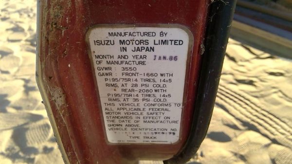 1986-1987 Isuzu Pup Pickup Fuel Filler Neck Assembly With Gas Cap Oem — photo 4