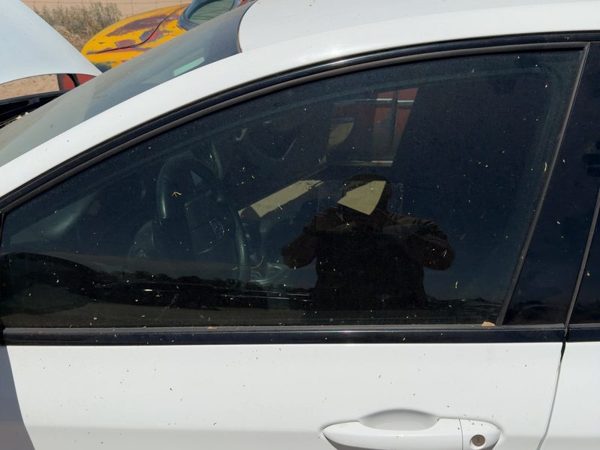 2013-2016 Dodge Dart Driver Left Front Side Window Door Glass Oem 68082407Ac — photo 1
