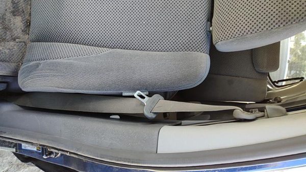 2005-2007 Hyundai Tucson Driver Left Front Seat Belt Retractor Shoulder U7 Gray — photo 4