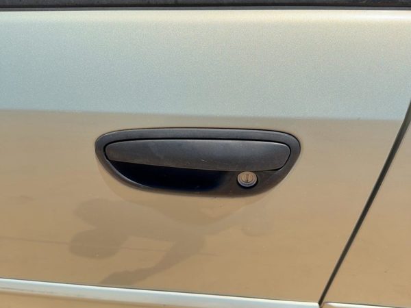 2005-2006 Subaru Legacy Outback Driver Left Front Outside Door Handle Oem — photo 3