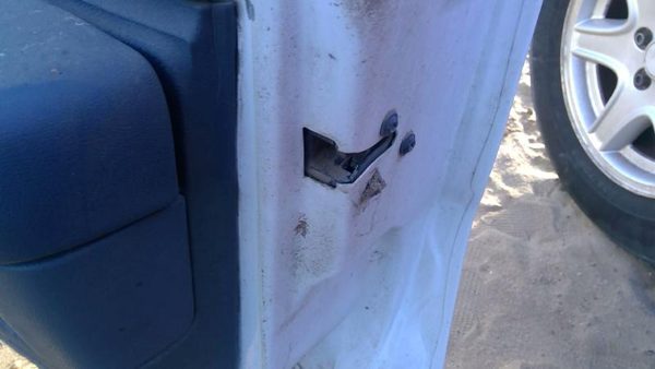 1993-1994 Chevy Caprice Passenger Right Front Door Latch With Rods/cables Oem — photo 5