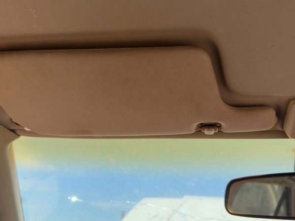 1988-1989 Honda Accord Lx Driver Left Sun Visor Oem — photo 1