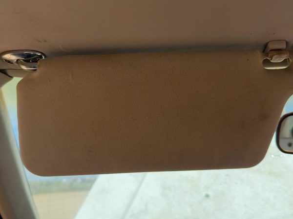1988-1989 Honda Accord Lx Driver Left Sun Visor Oem — photo 3