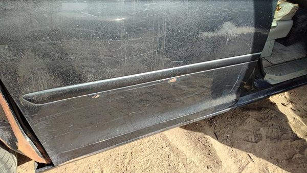 05-10 Honda Odyssey Passenger Right Rear Moulding From Door Back Trim Strip Blue — photo 1