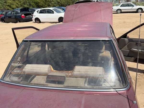 1985-1988 Nissan Maxima Back Glass Rear Window Oem 7971215E08 — photo 2
