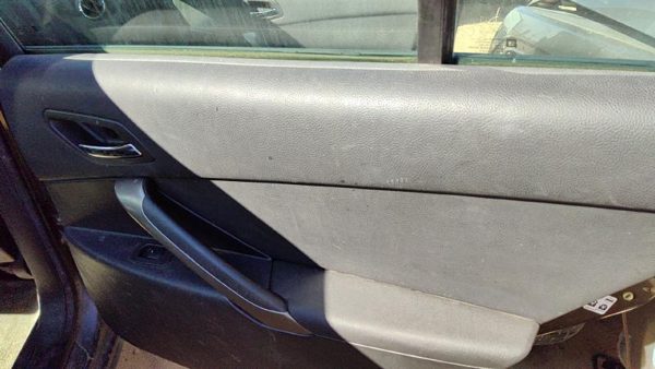 05-10 G6 Passenger Right Rear Door Trim Panel With Switches Back Black 19B — photo 3