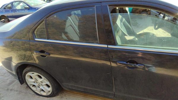 2010 Ford Fusion Rear Door RH Uh Tuxedo Black Metallic — photo 1