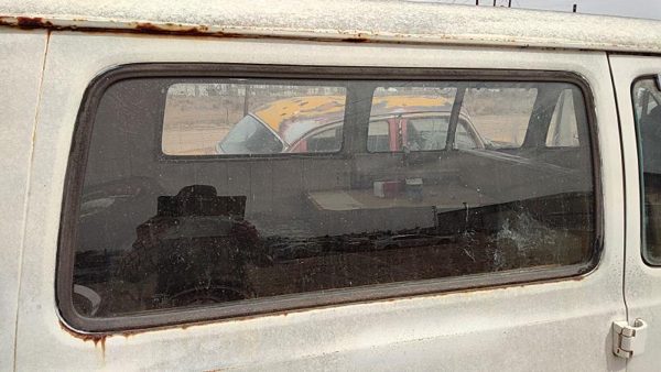 1971-1977 Dodge Van B200 Passenger Right Rear Quarter Glass Back Side Window Oem — photo 3