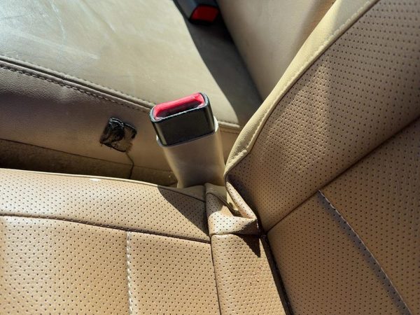 1997-1999 Ford F150 Driver Left Front Seat Belt Buckle Receiver Oem Tan Ex — photo 4