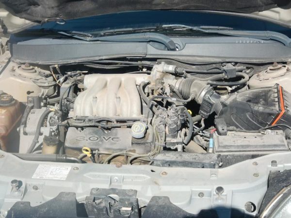 2000 Ford Taurus — vehicle photo 8