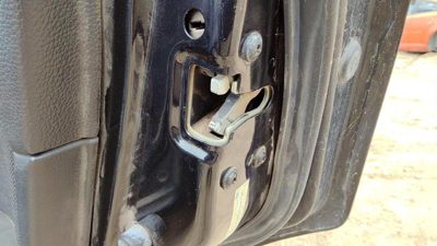 2006-2011 Ford Fusion Passenger Right Rear Door Latch With Rods/Cables Oem Back