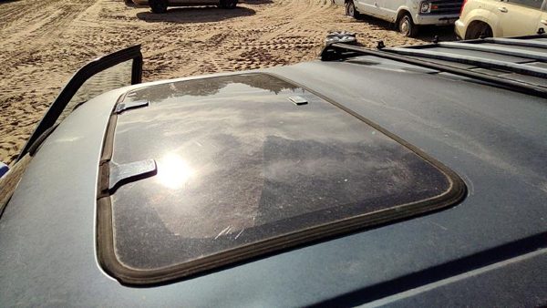 1987-1994 Nissan Pathfinder Sun Roof Glass Oem Top Window 7361001G00 — photo 3