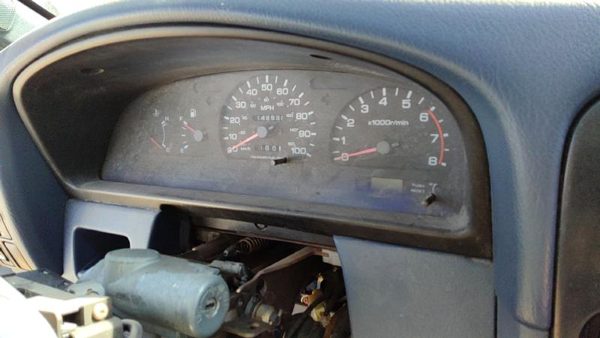 1995 Nissan Pathfinder Dash Panel Blue — photo 1