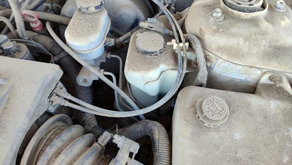97-05 Park Ave Ultra Windshield Washer Fluid Reservoir With Pump Oem Wiper Tank — photo 1